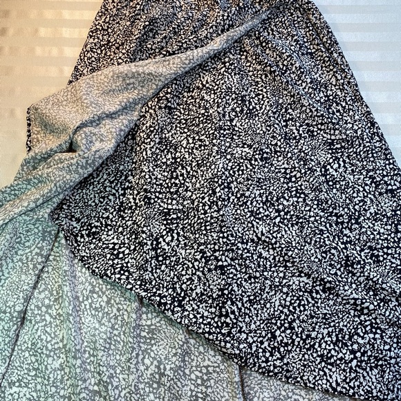 Japna Black & White Abstract Print Maxi Skirt - Size XL Beach Cover - Picture 9 of 10